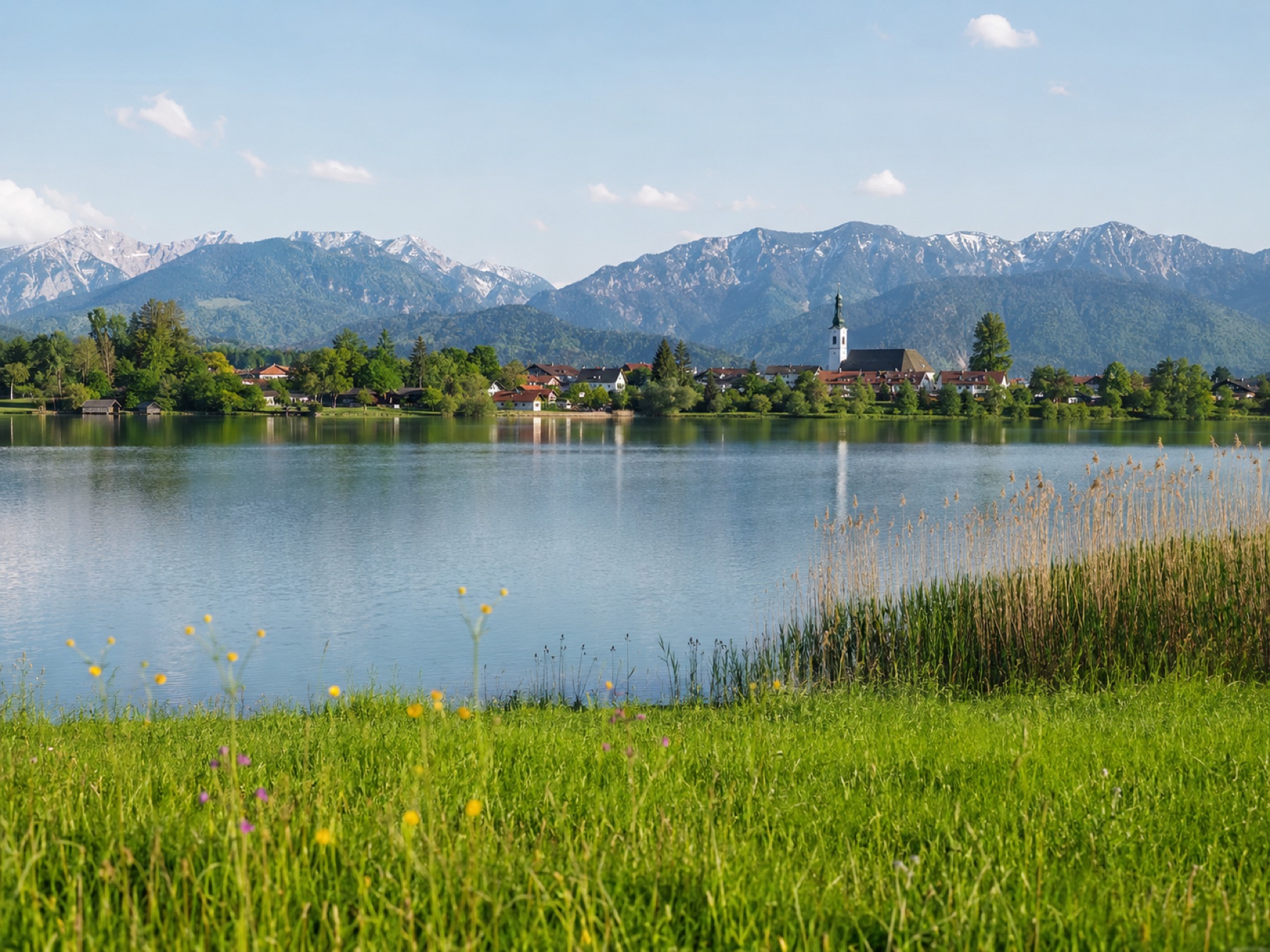 Murnau am Staffelsee mit Alpenpanorama